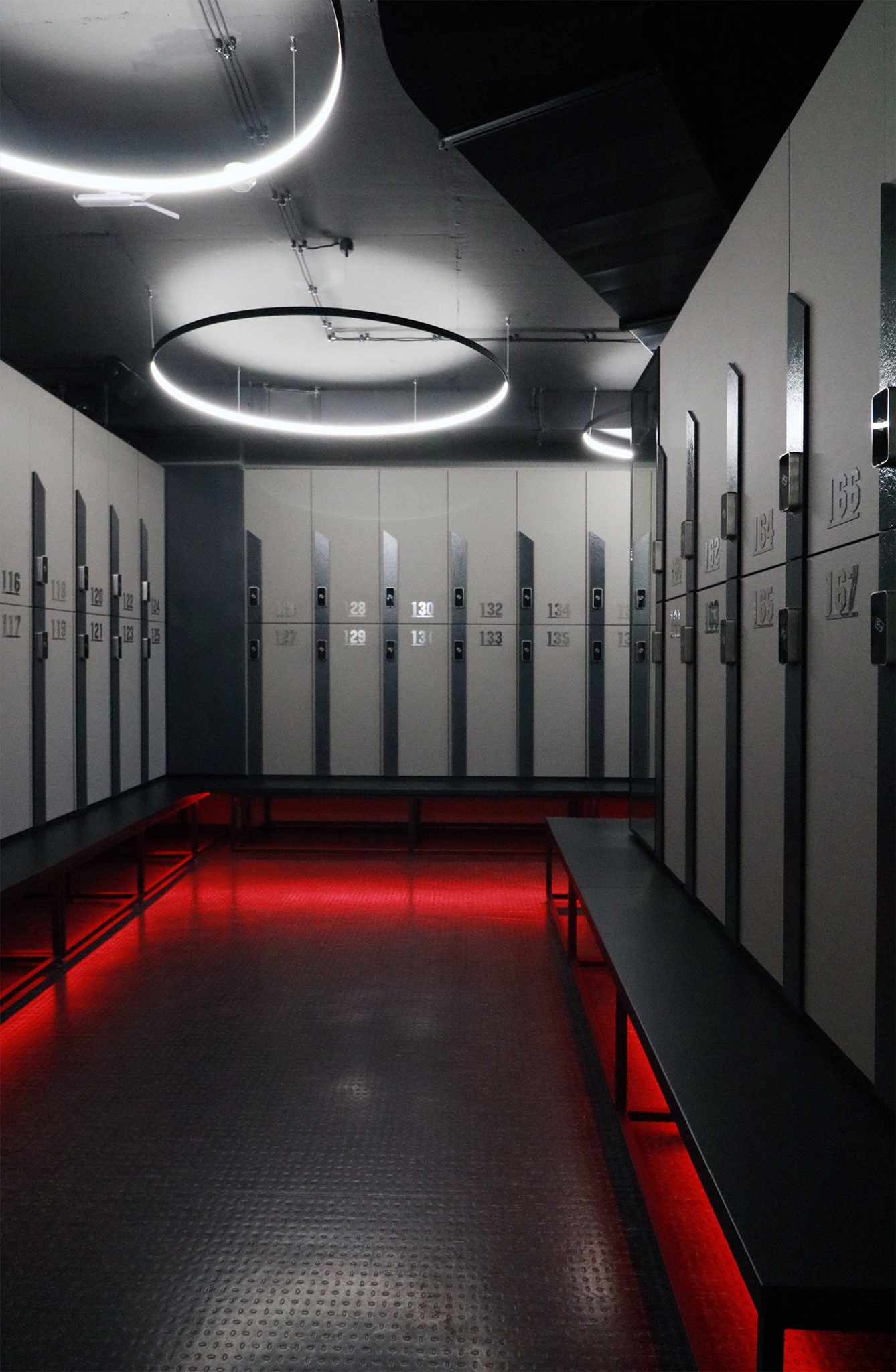 Локери в Go Hard fitness&spa